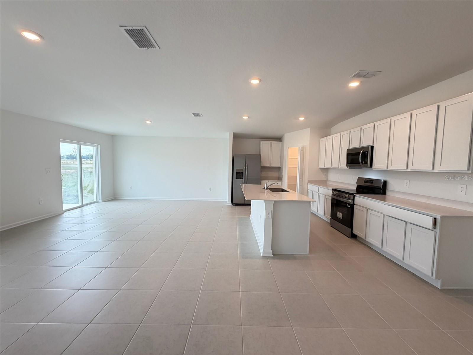 Image 11 of 34 For 1116 Tyler Loop