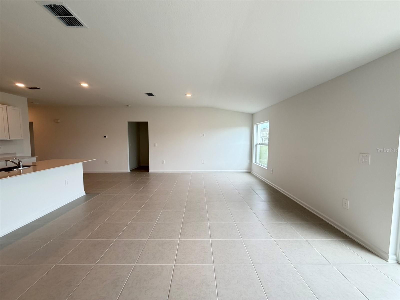 Image 16 of 34 For 1116 Tyler Loop