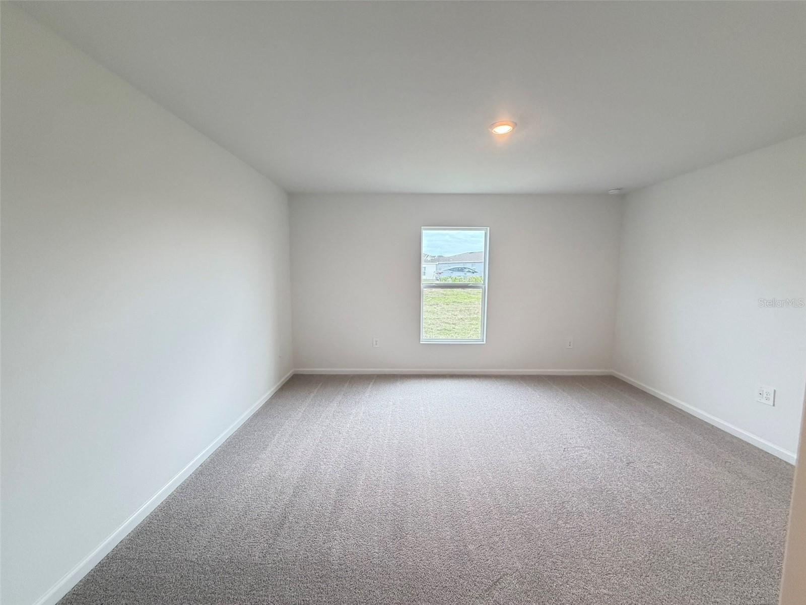 Image 18 of 34 For 1116 Tyler Loop