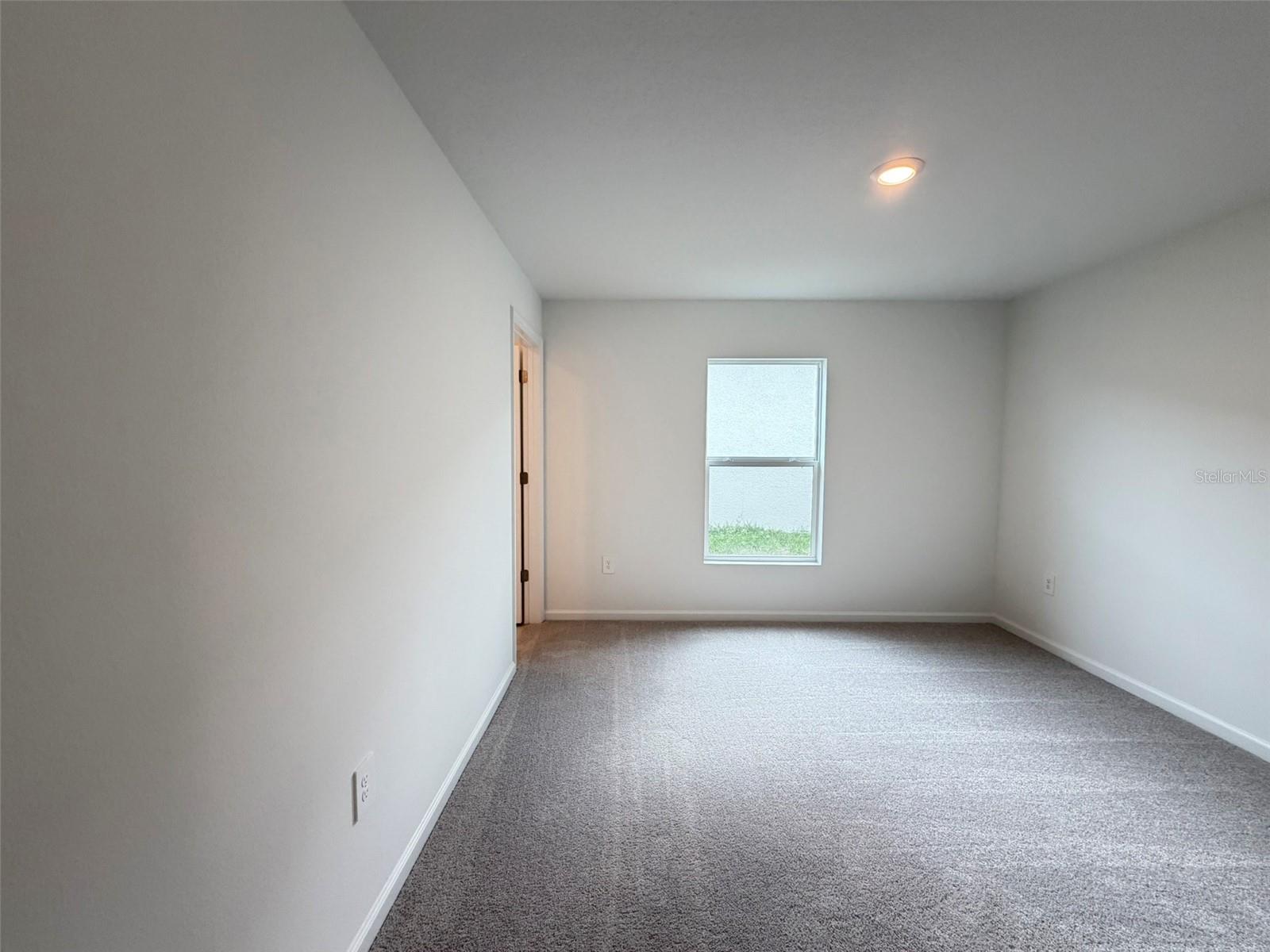 Image 22 of 34 For 1116 Tyler Loop