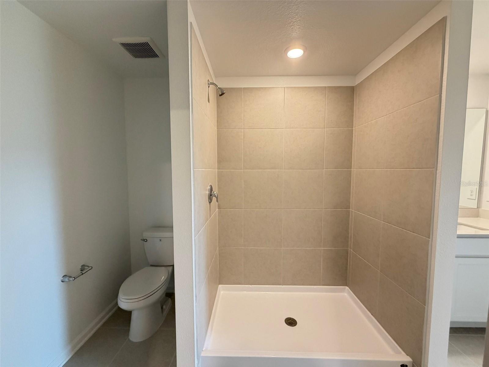 Image 24 of 34 For 1116 Tyler Loop