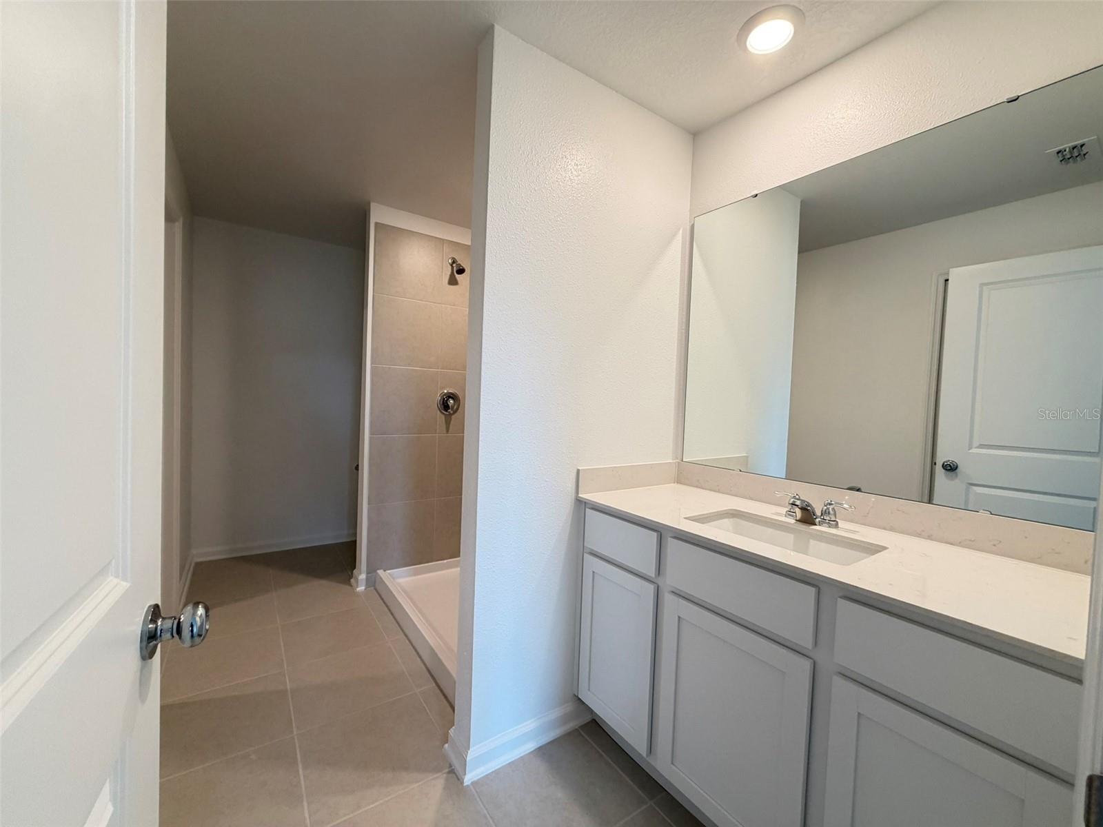 Image 25 of 34 For 1116 Tyler Loop