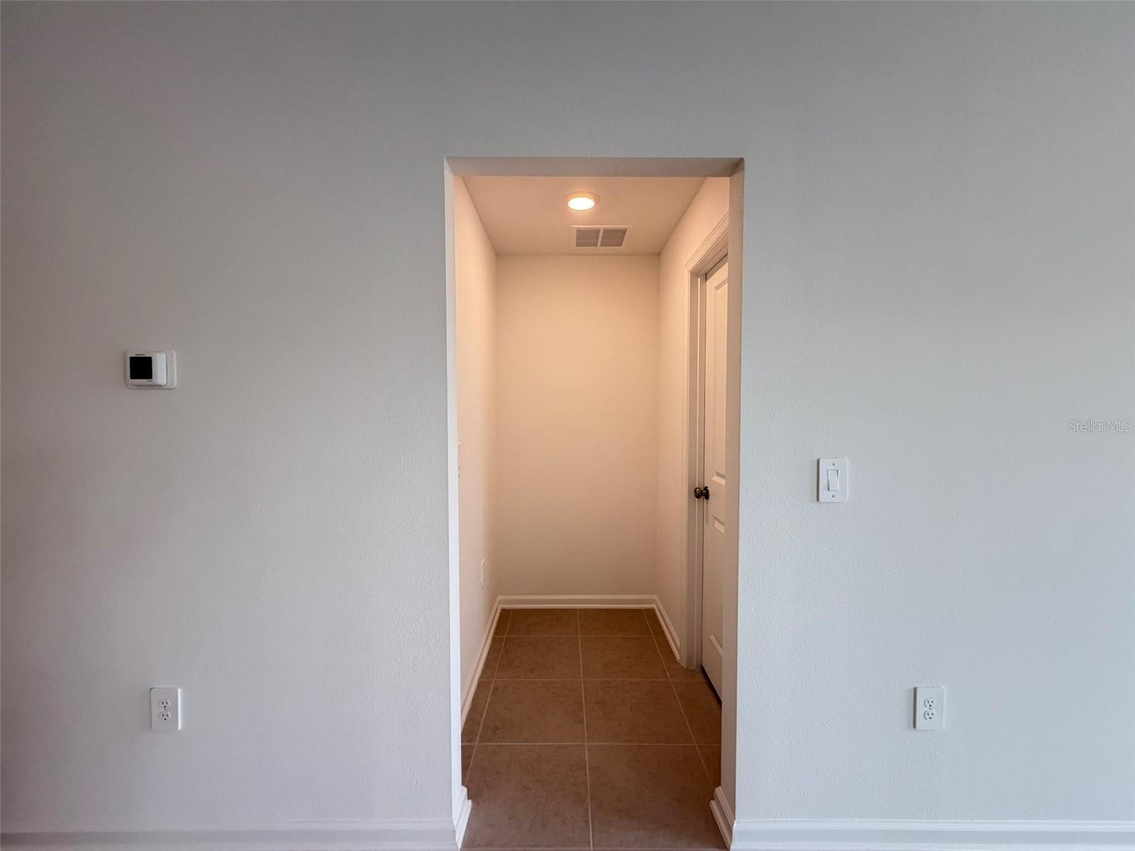 Image 28 of 34 For 1116 Tyler Loop