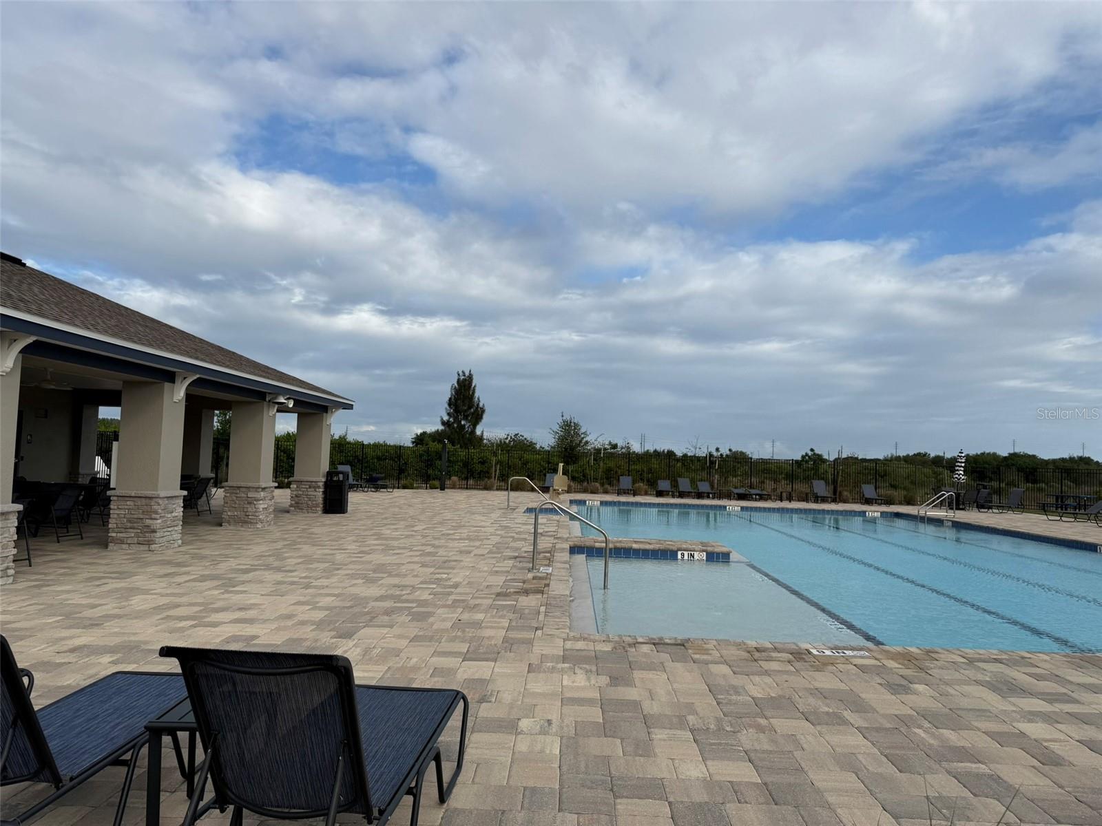 Image 32 of 34 For 1116 Tyler Loop