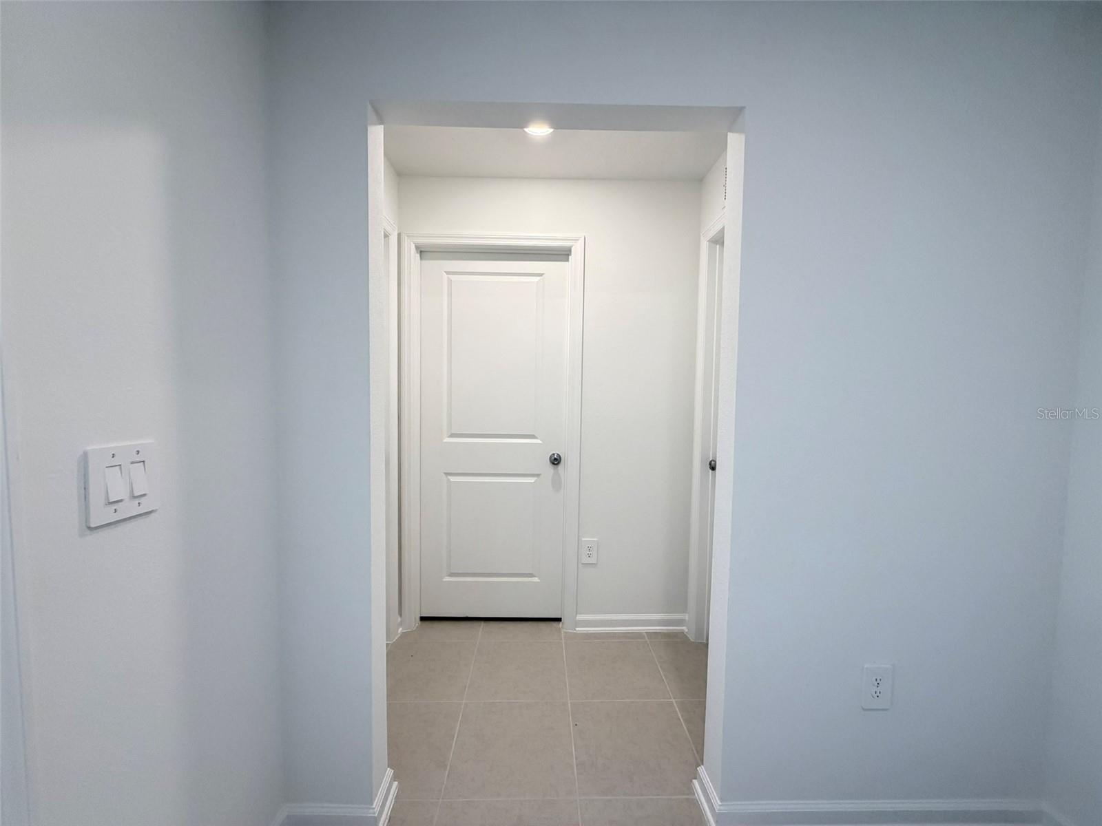 Image 4 of 34 For 1116 Tyler Loop