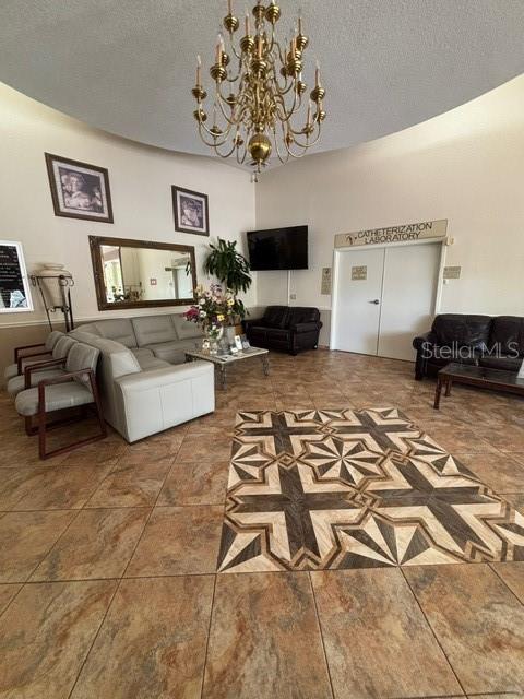 Image 20 of 21 For 1900 N Mills Avenue