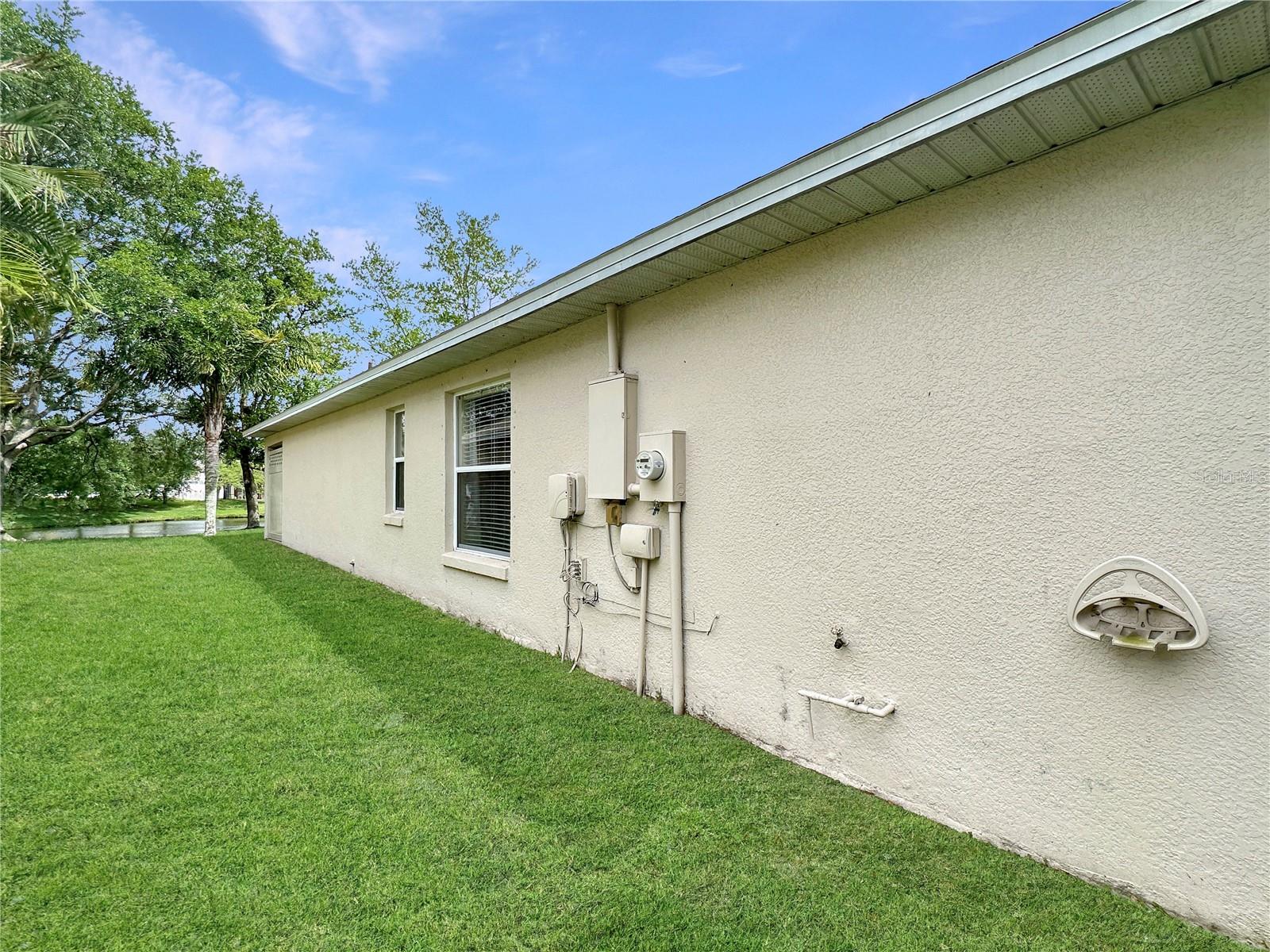 Image 15 of 18 For 109 Thornbury Drive