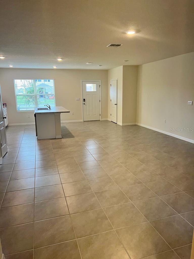 Image 7 of 22 For 1800 Red Canyon Drive