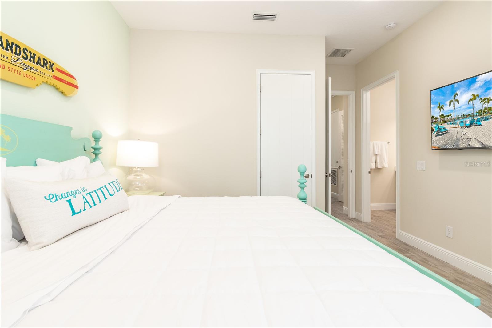 Image 17 of 72 For 3079 Key Lime Loop