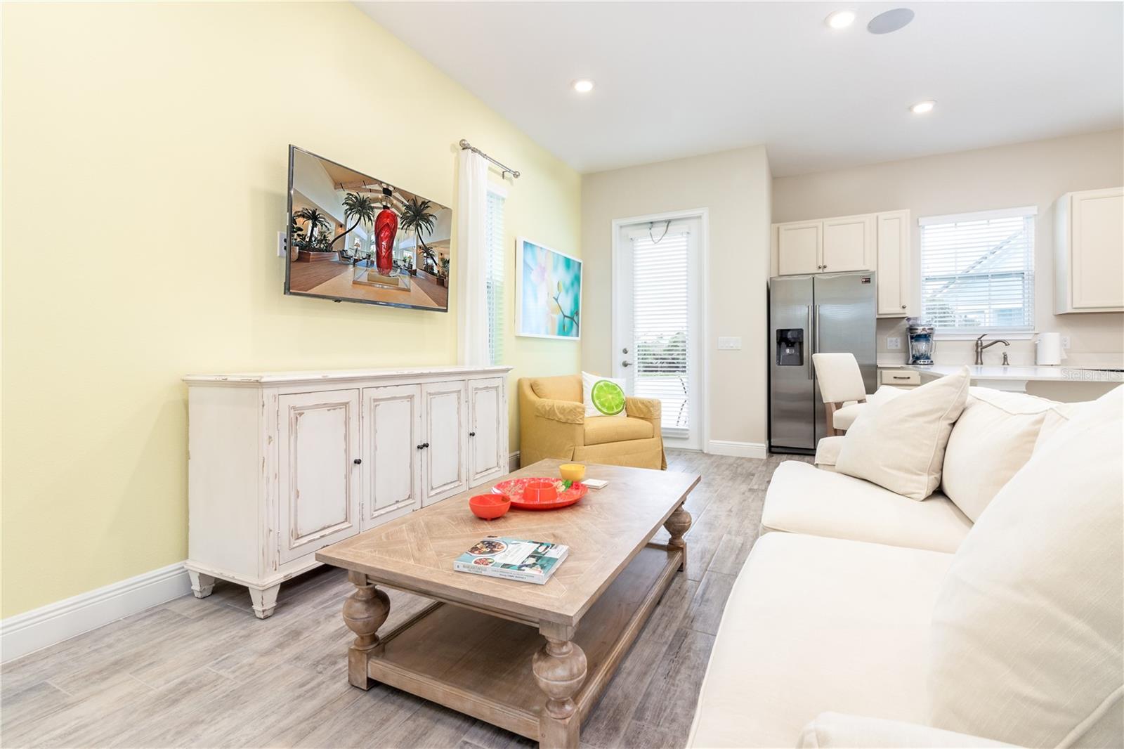 Image 4 of 72 For 3079 Key Lime Loop