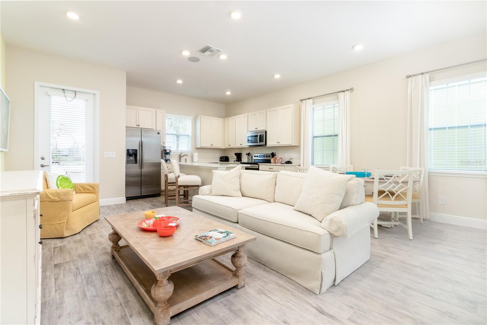 Image 5 of 72 For 3079 Key Lime Loop