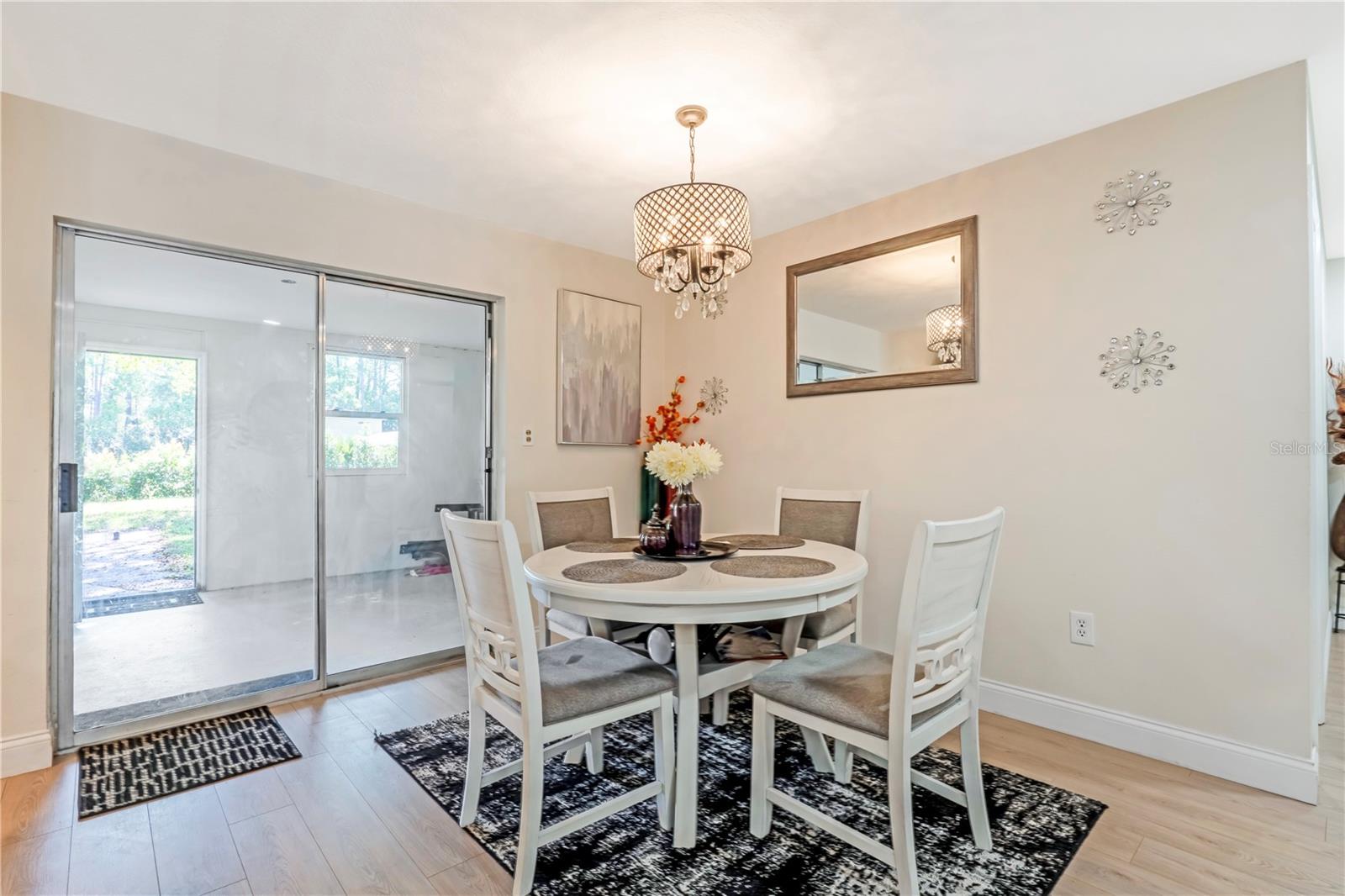 Image 3 of 29 For 461 Vihlen Road