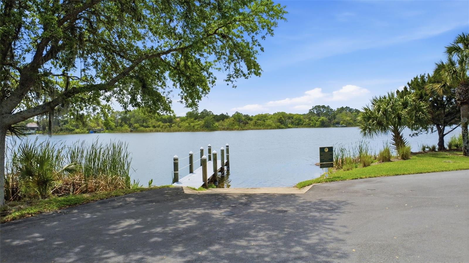 Image 15 of 19 For 151 Lakewalk Drive