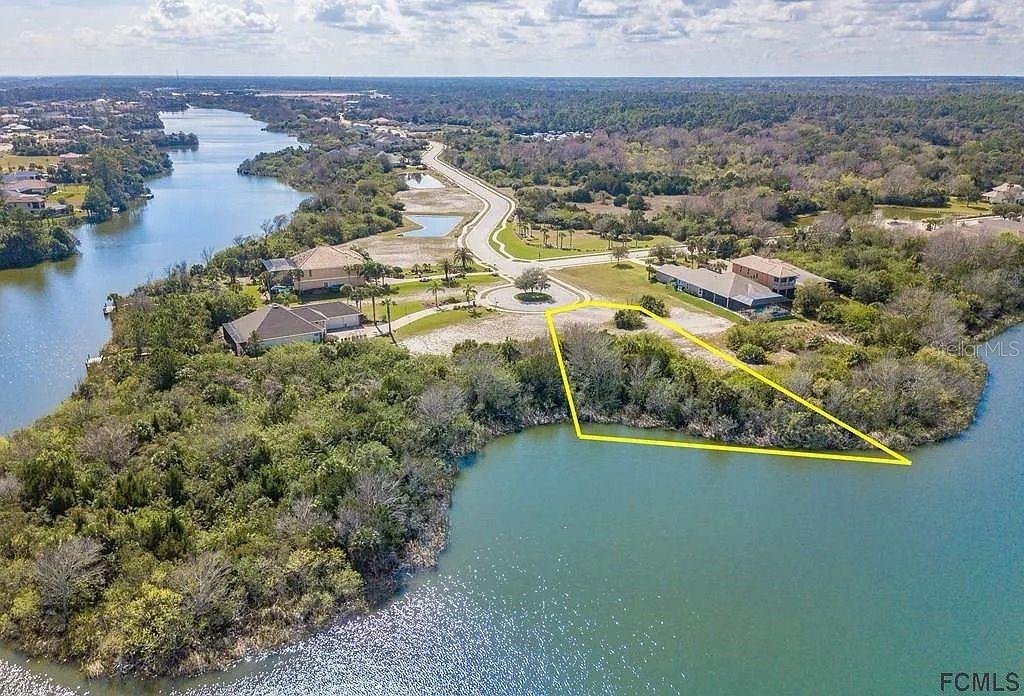 Image 2 of 19 For 151 Lakewalk Drive