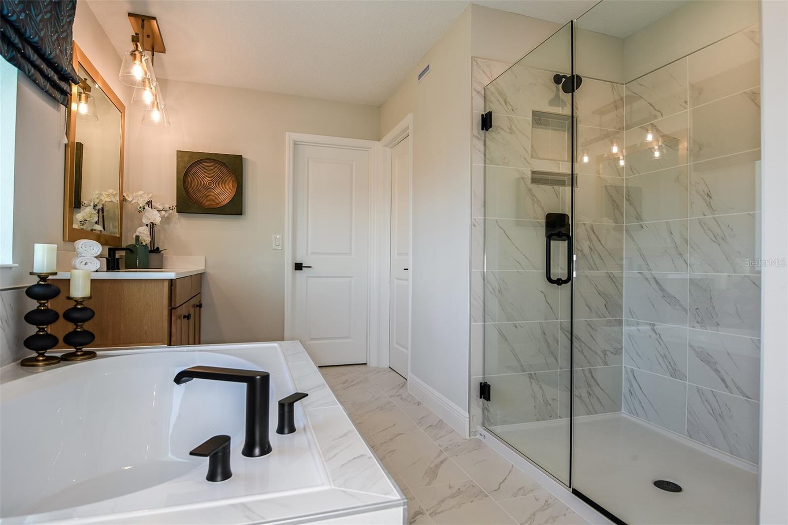 Image 10 of 12 For 464 Veneto Circle