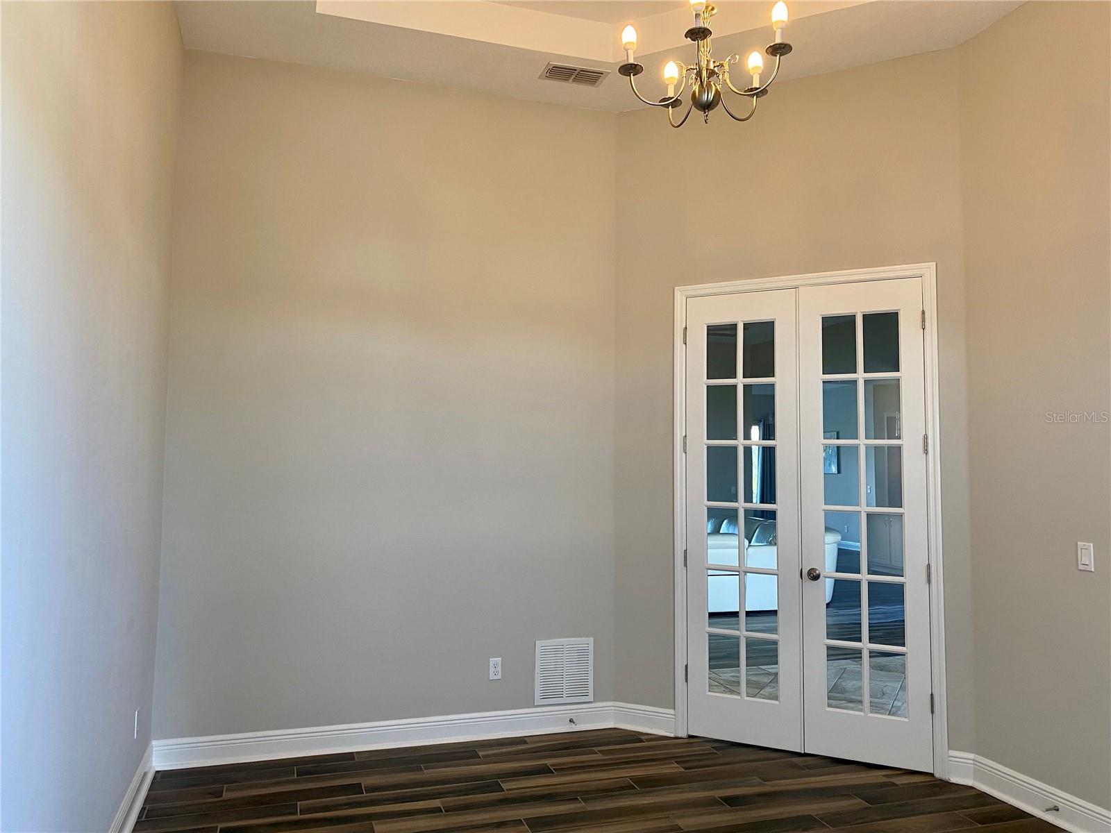 Image 11 of 39 For 7849 Freestyle Lane