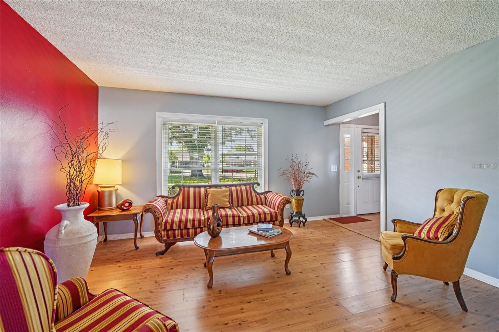 Image 4 of 33 For 8619 Paola Court