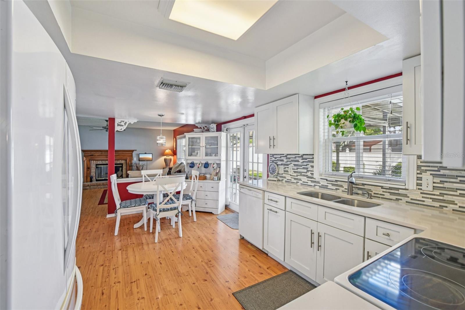 Image 9 of 33 For 8619 Paola Court