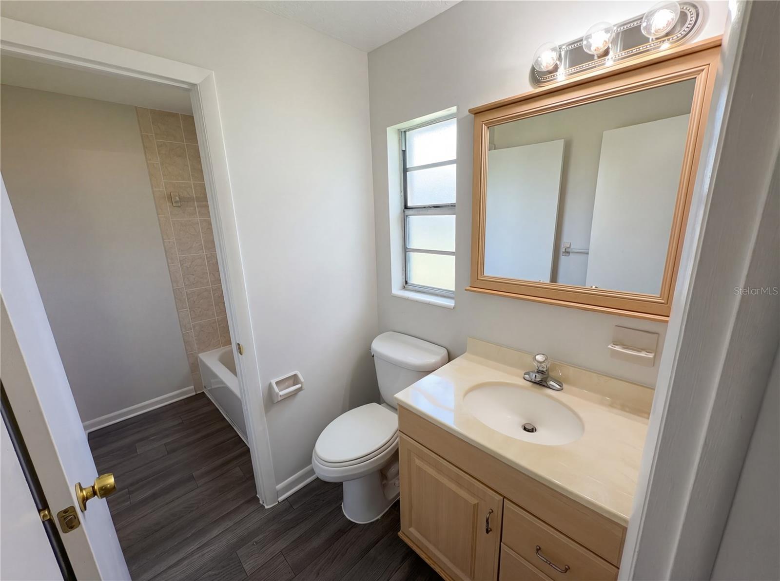 Image 17 of 24 For 905 Cedar Drive