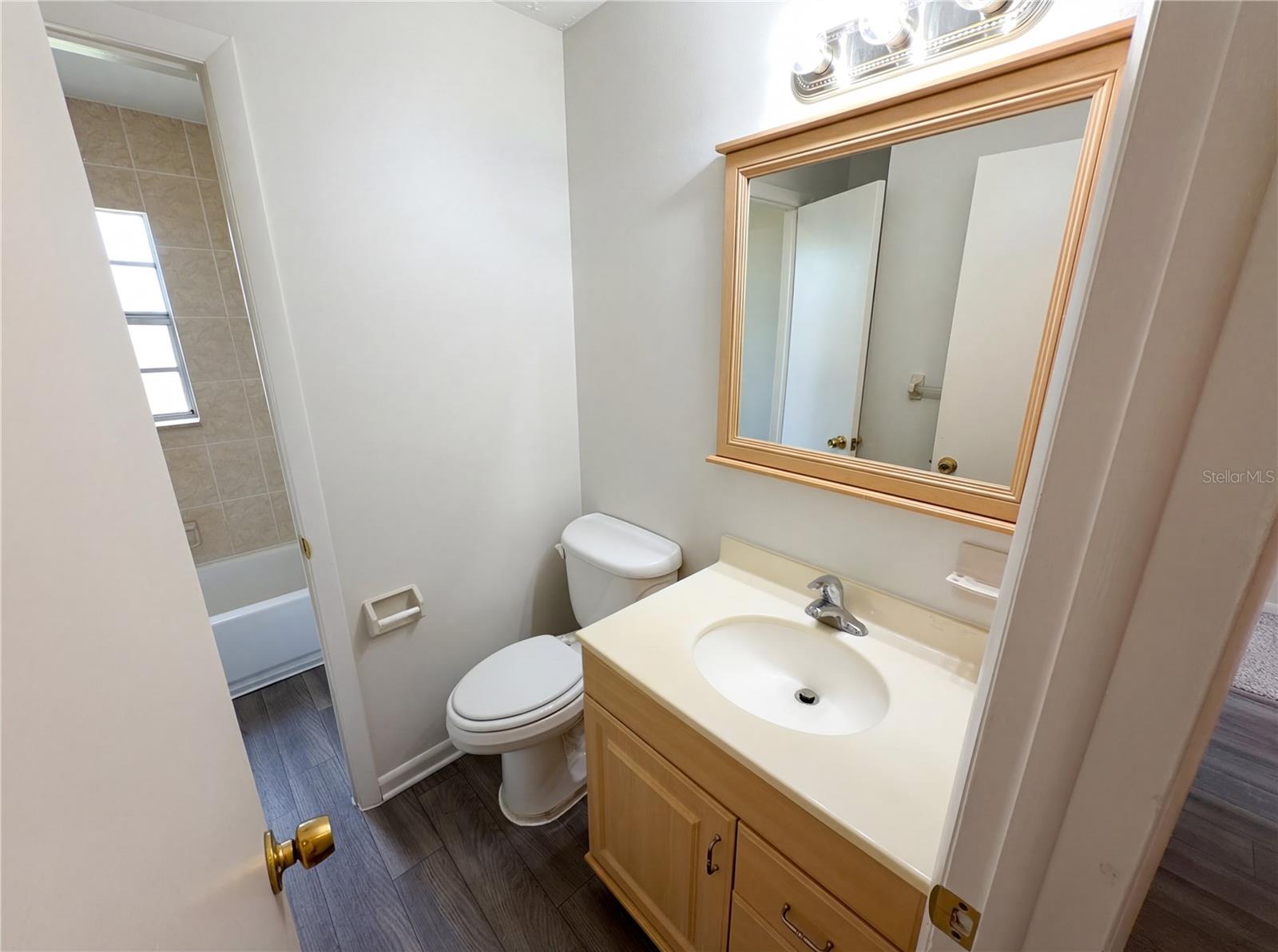 Image 18 of 24 For 905 Cedar Drive