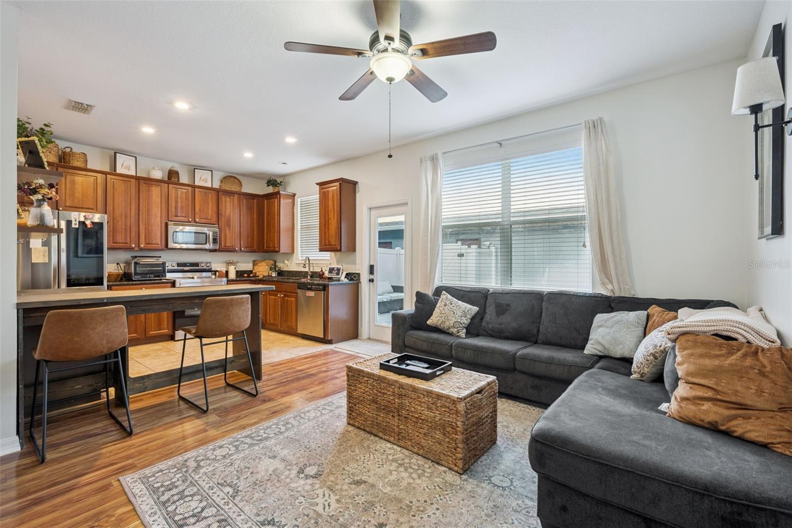 Image 14 of 38 For 13252 Silver Strand Falls Drive