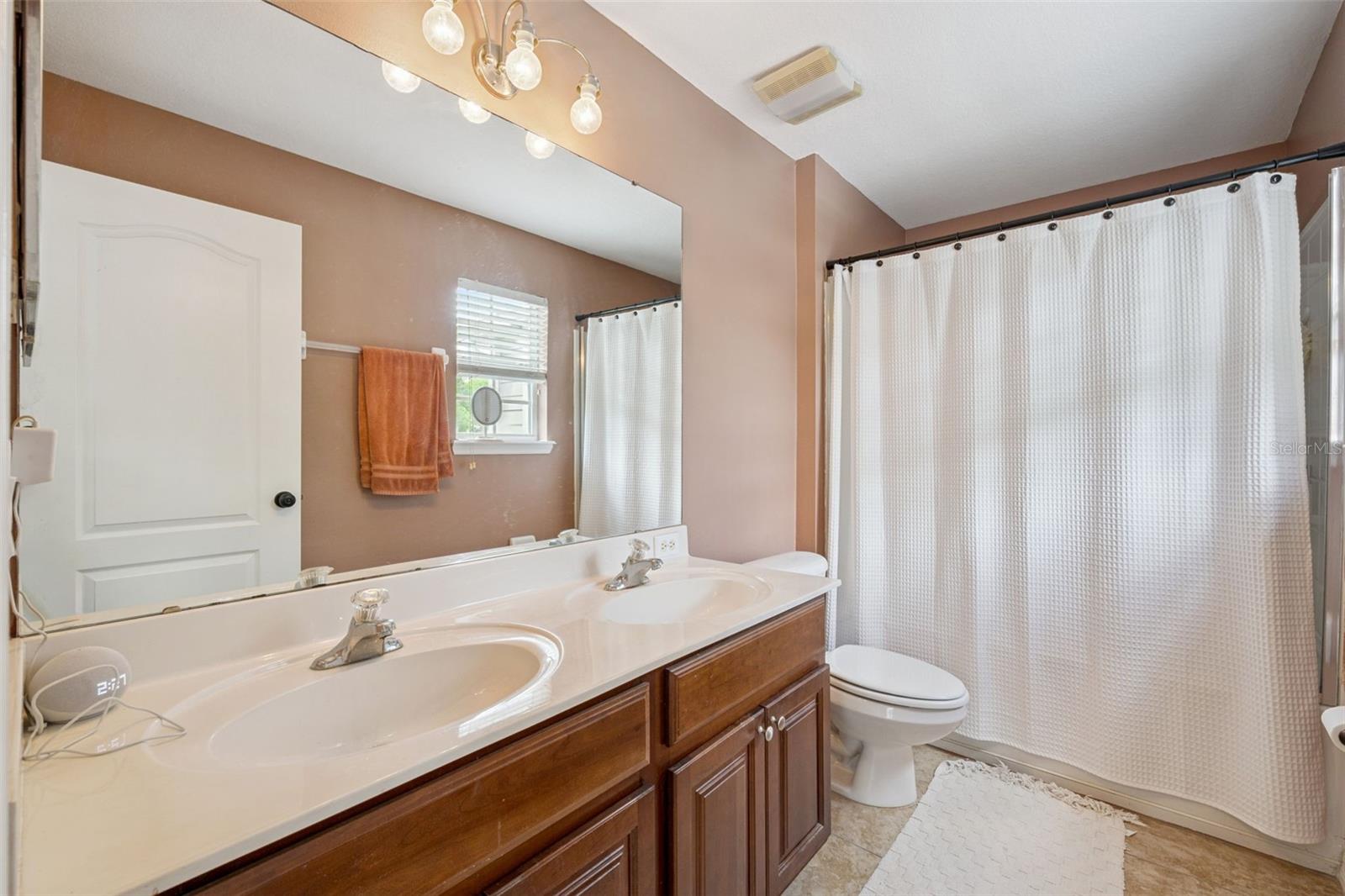 Image 26 of 38 For 13252 Silver Strand Falls Drive