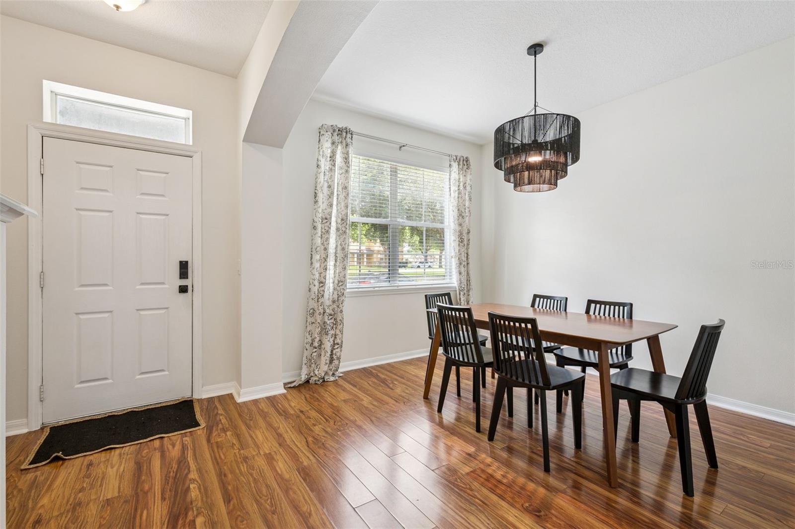 Image 4 of 38 For 13252 Silver Strand Falls Drive