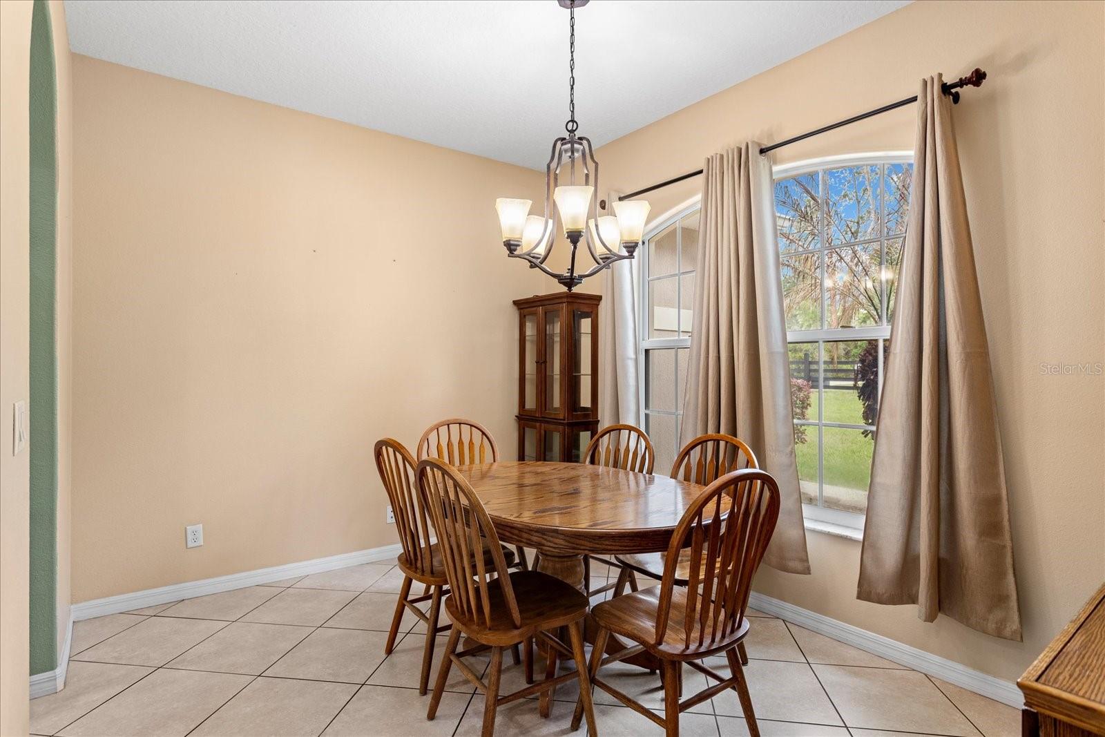 Image 13 of 37 For 31518 Nutmeg Avenue