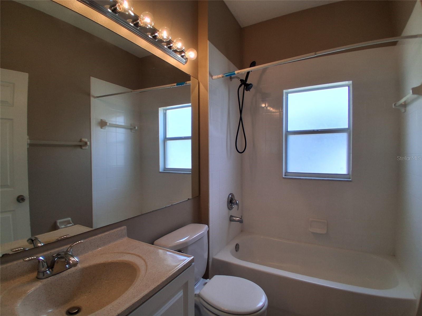 Image 14 of 22 For 325 Piano Lane