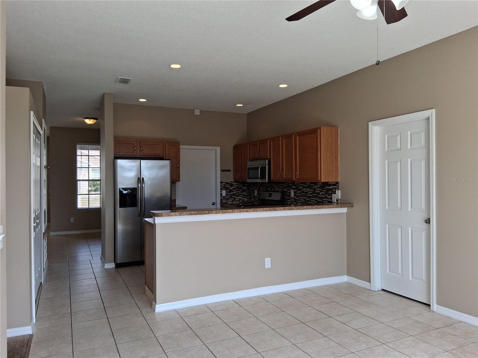 Image 5 of 22 For 325 Piano Lane