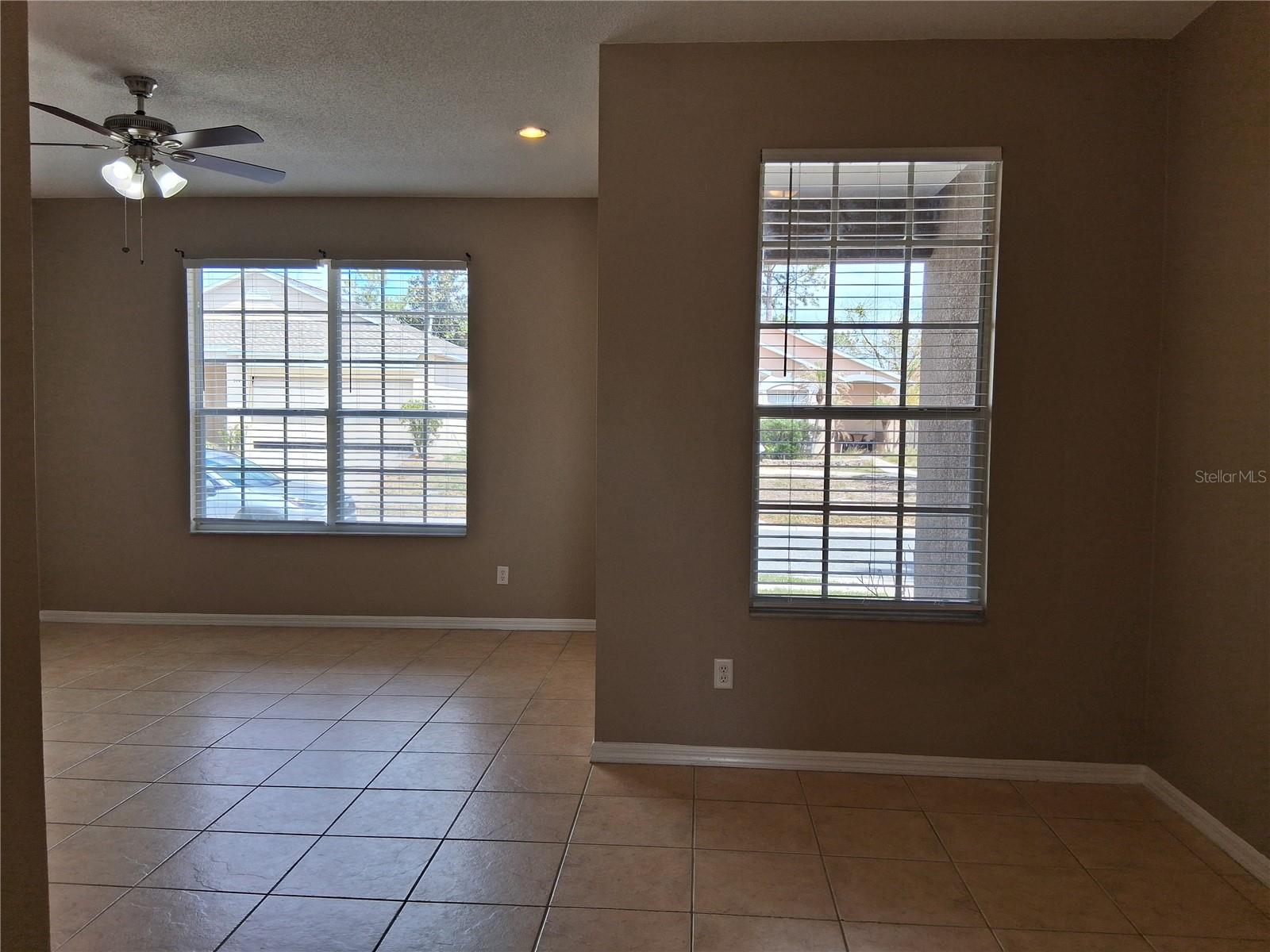 Image 7 of 22 For 325 Piano Lane