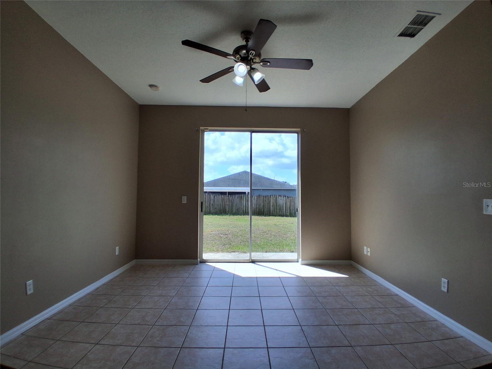 Image 9 of 22 For 325 Piano Lane