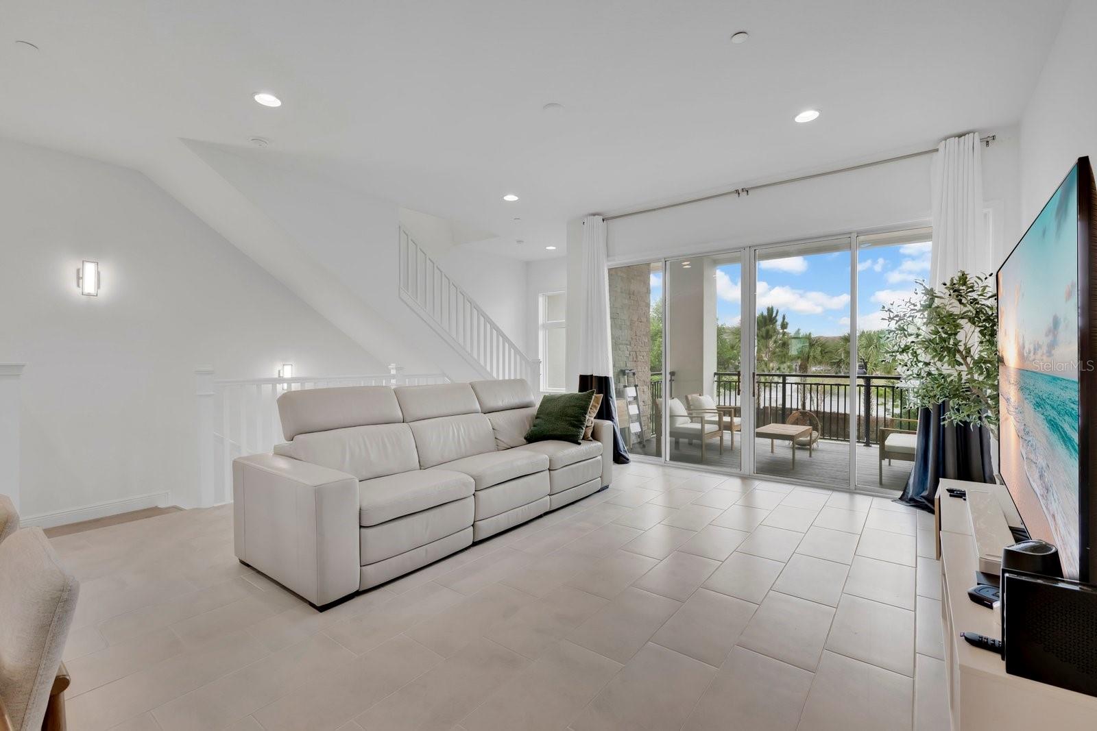 Image 15 of 49 For 9868 Bucklow Hill Drive