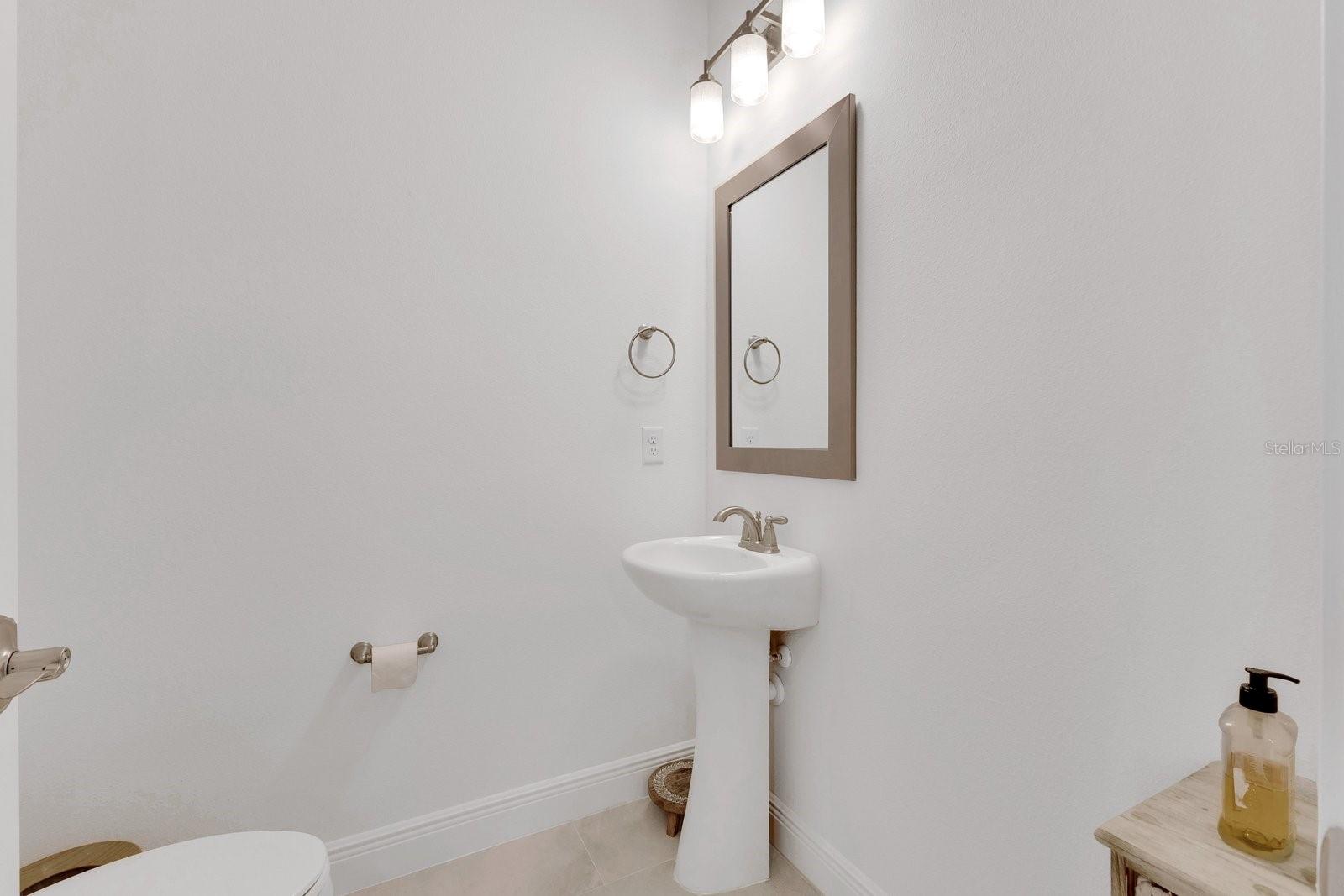 Image 24 of 49 For 9868 Bucklow Hill Drive