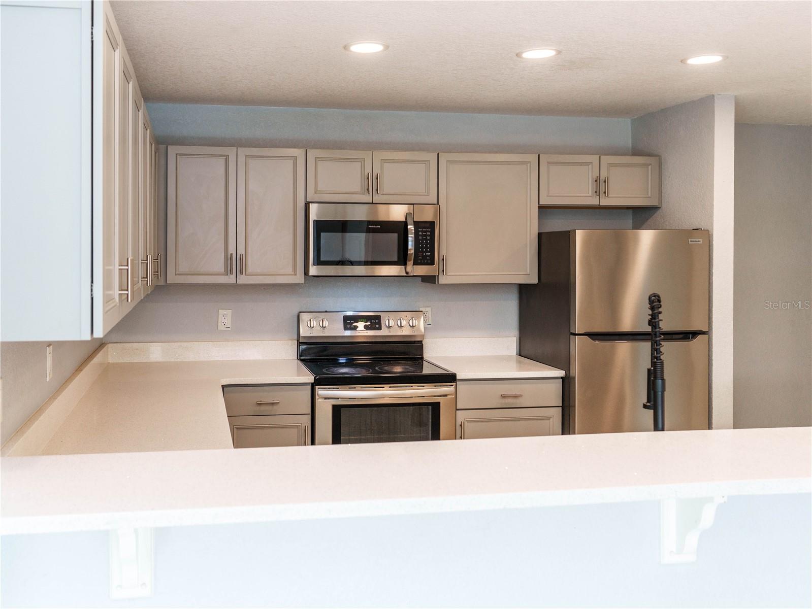 Image 5 of 19 For 133 Park Avenue B