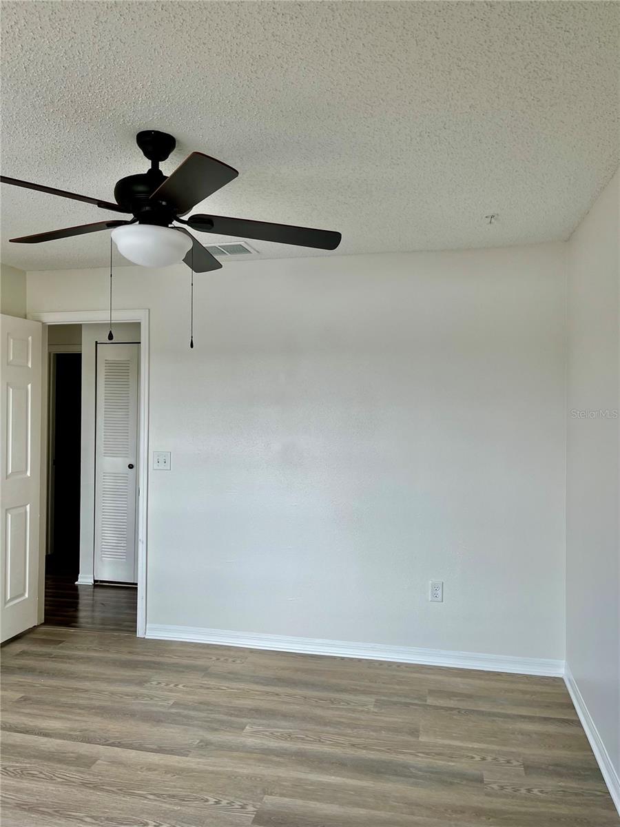 Image 32 of 44 For 1939 Summer Club Apt Drive 315