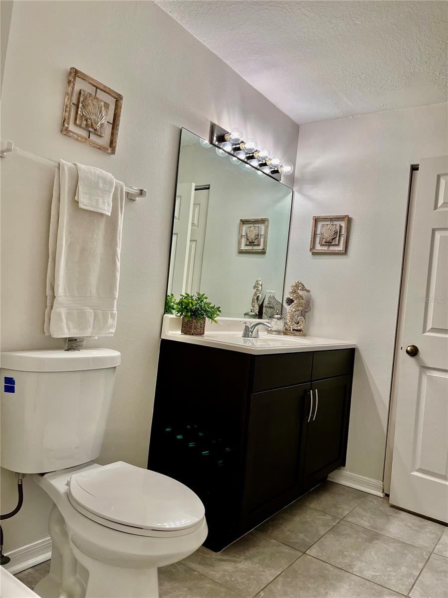 Image 39 of 44 For 1939 Summer Club Apt Drive 315