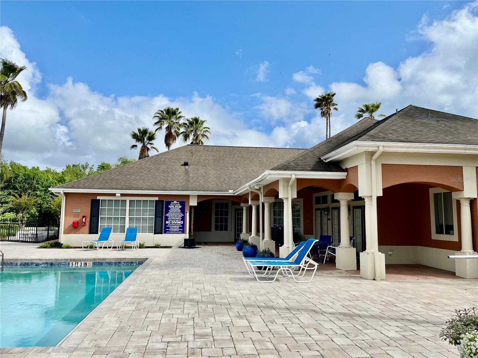 Image 4 of 44 For 1939 Summer Club Apt Drive 315