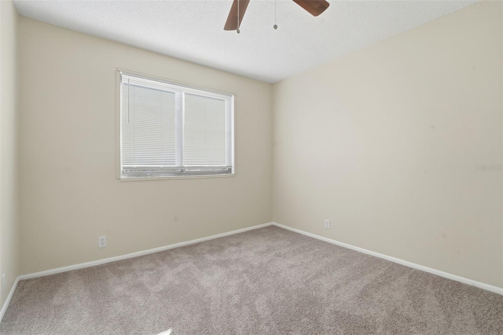 Image 15 of 25 For 30 Moree Loop 37