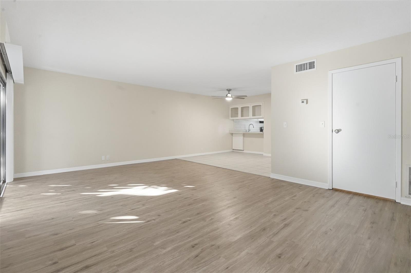 Image 9 of 25 For 30 Moree Loop 37