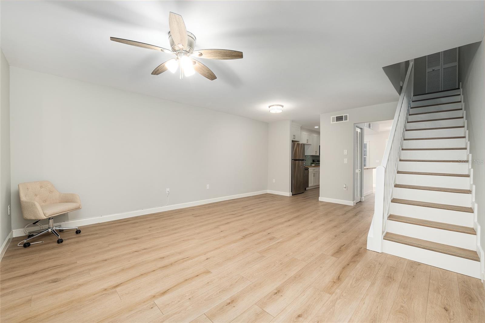 Image 19 of 58 For 5240 92nd Court