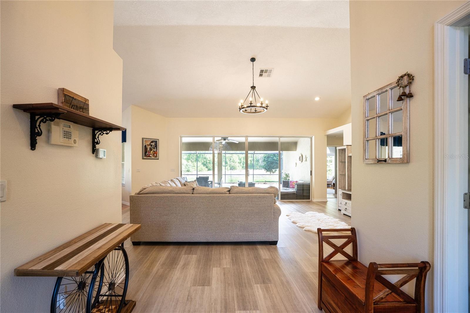 Image 28 of 70 For 8435 Basuto Drive