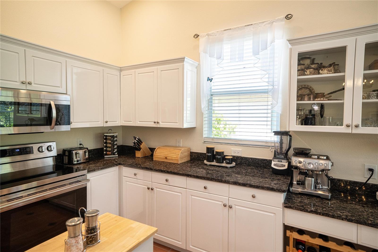 Image 39 of 70 For 8435 Basuto Drive