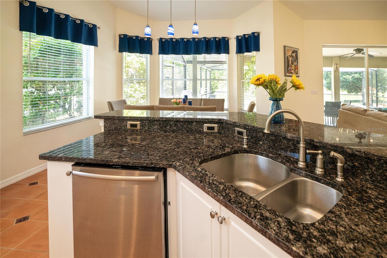 Image 43 of 70 For 8435 Basuto Drive