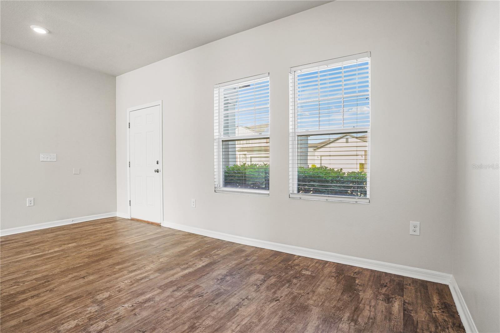 Image 12 of 42 For 2835 Neverland Drive