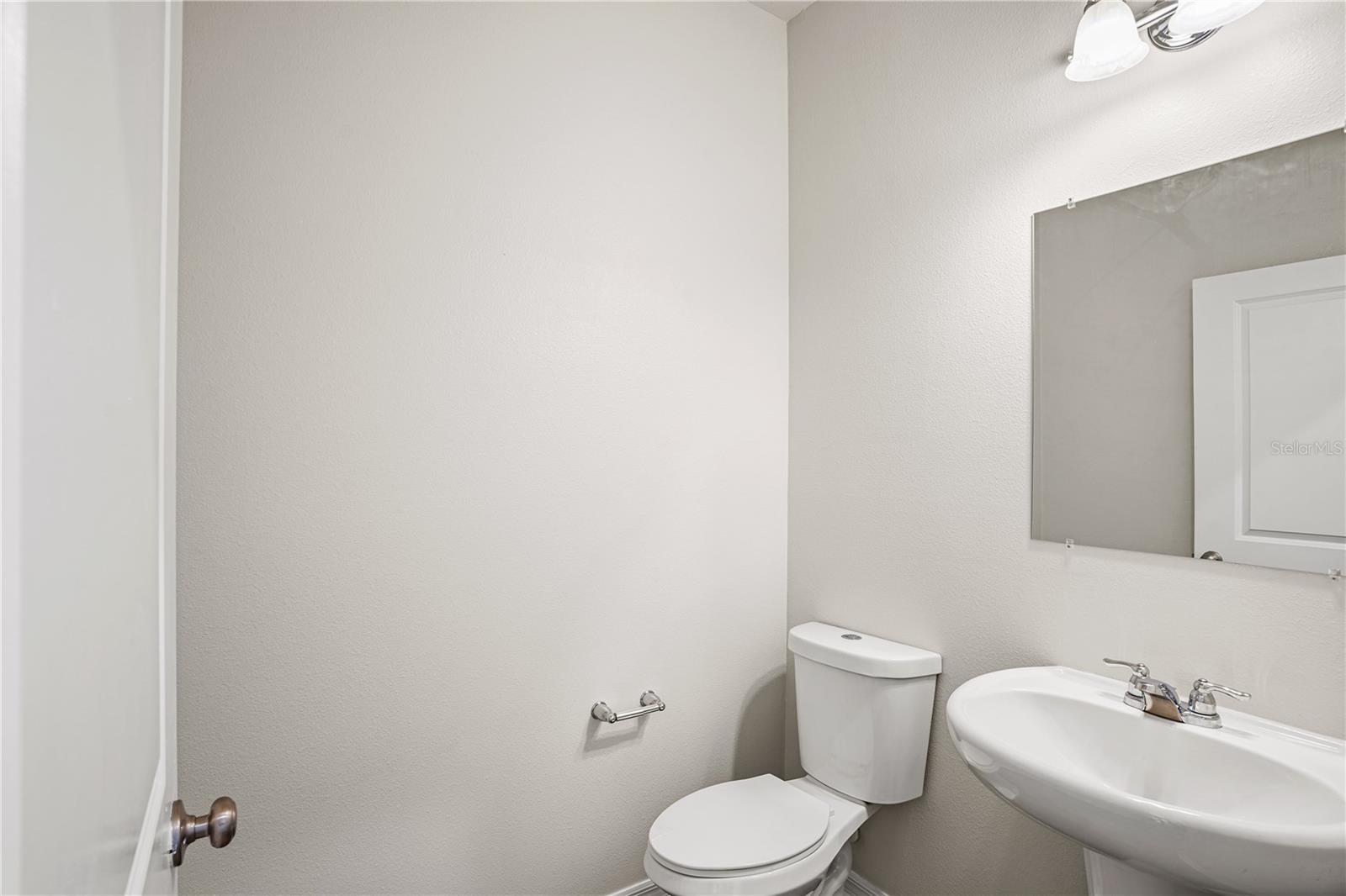 Image 13 of 42 For 2835 Neverland Drive