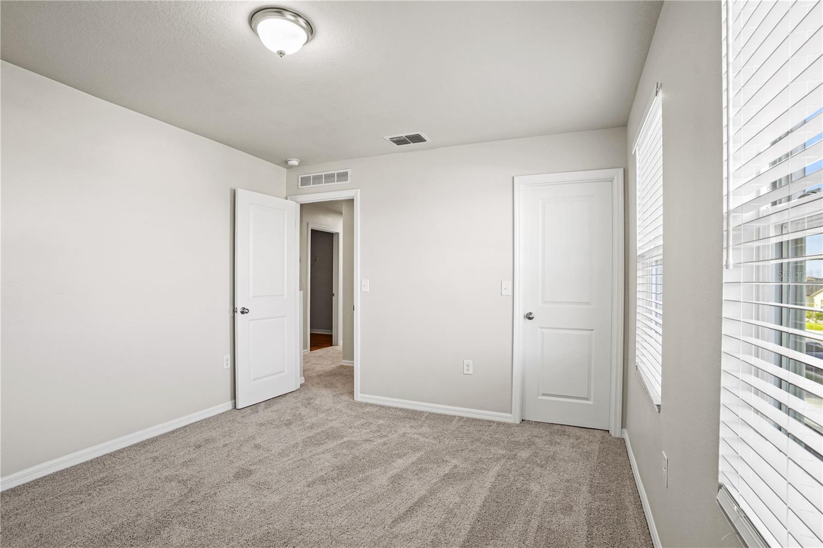 Image 21 of 42 For 2835 Neverland Drive