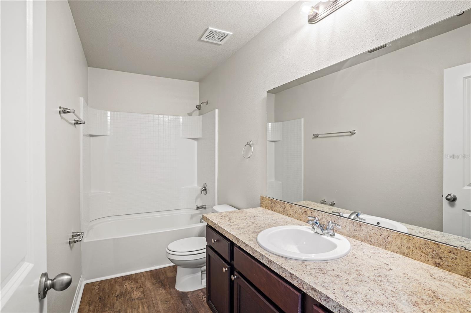 Image 22 of 42 For 2835 Neverland Drive