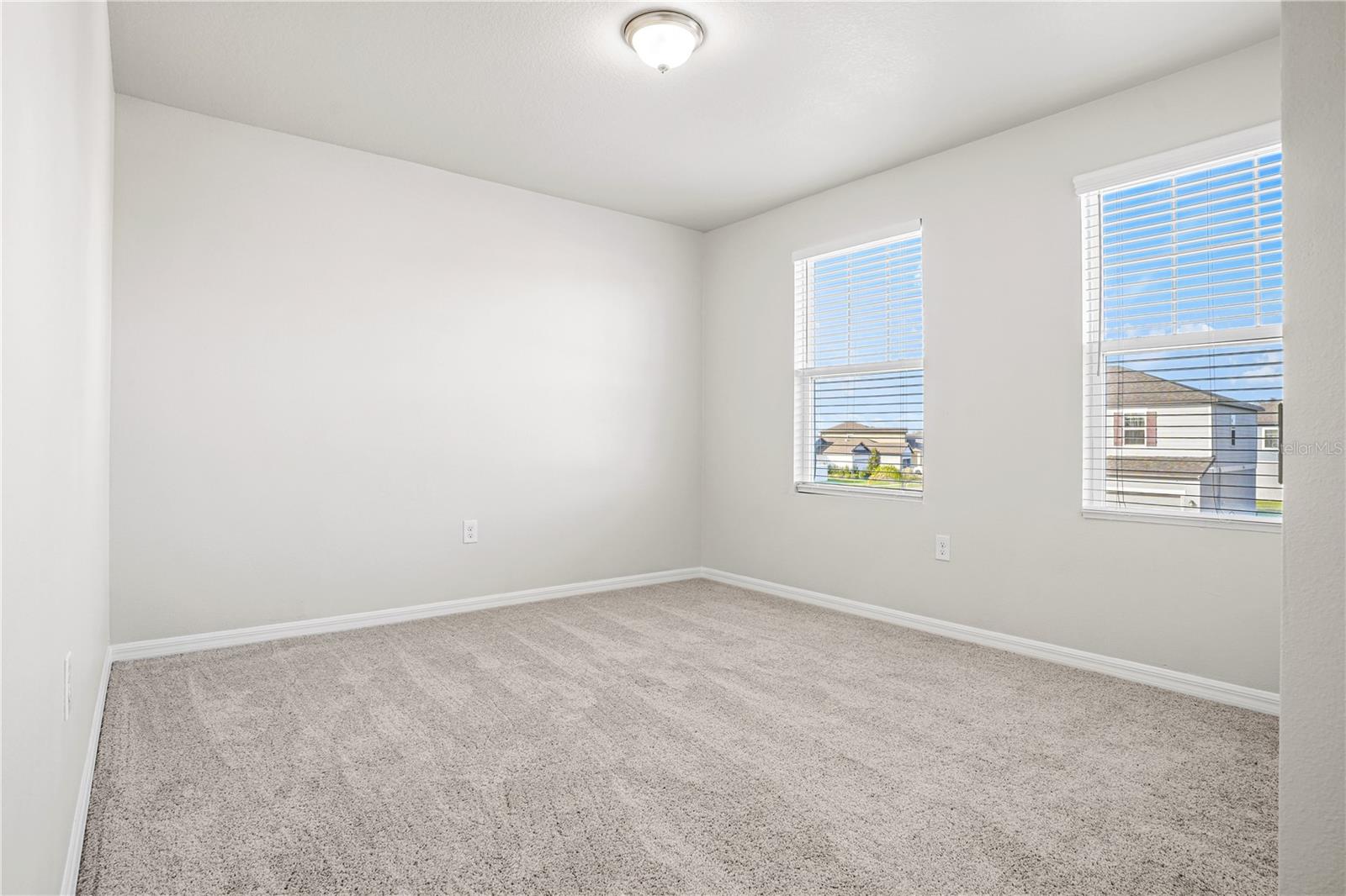 Image 23 of 42 For 2835 Neverland Drive