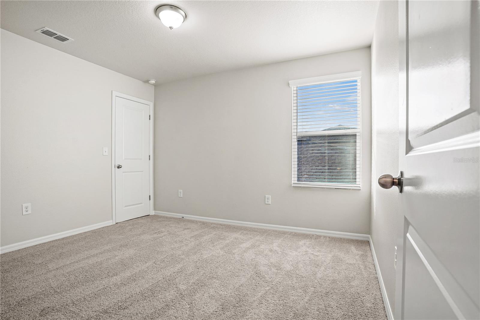 Image 26 of 42 For 2835 Neverland Drive